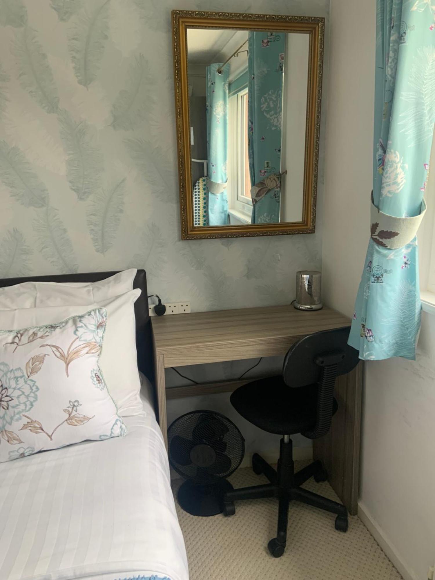 Enjoy Your Stay At Chorley Road Droitwich Pokój zdjęcie
